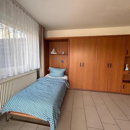 Lage Fuer 5 Personen - Fusslaeufig Zum 